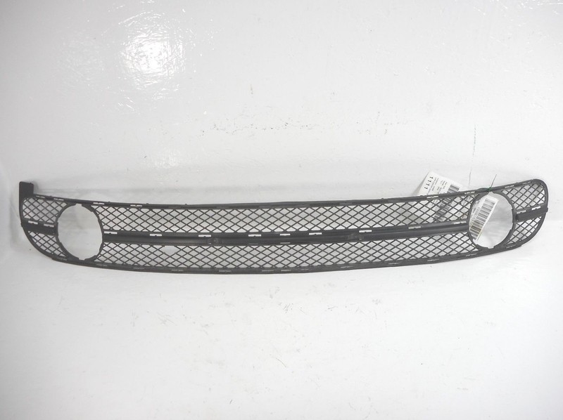 98-00 VW Volkswagen Beetle Front Bumper Lower Grille W/ Fog Lights OEM 1C0807681