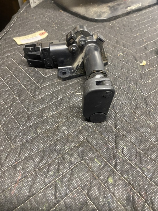 2012 Town And Country Right Rear Window Latch