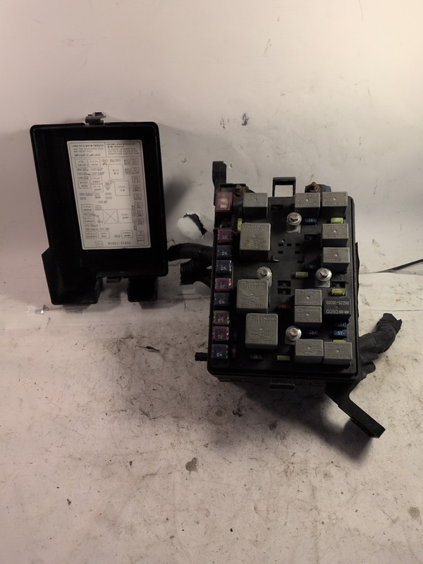 06 7 8 9 10 Kia Sportage Fuse Box Body Junction Module Assembly 91951-1F220 Unit
