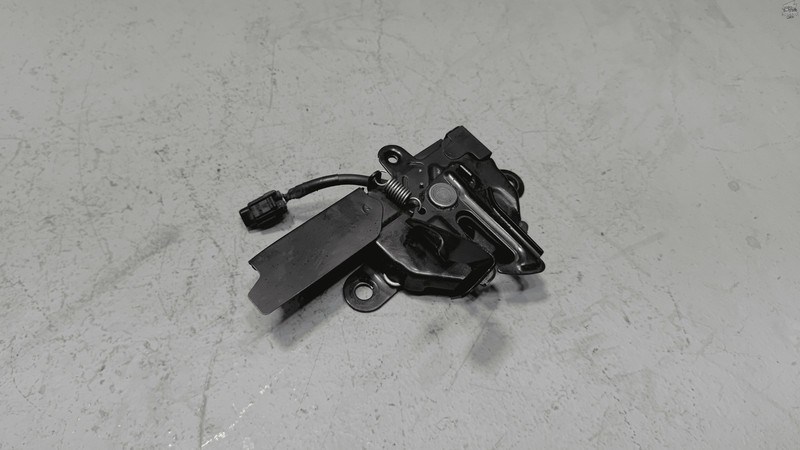 2018-2025 TOYOTA CAMRY HOOD BONNET LOCK LATCH OEM