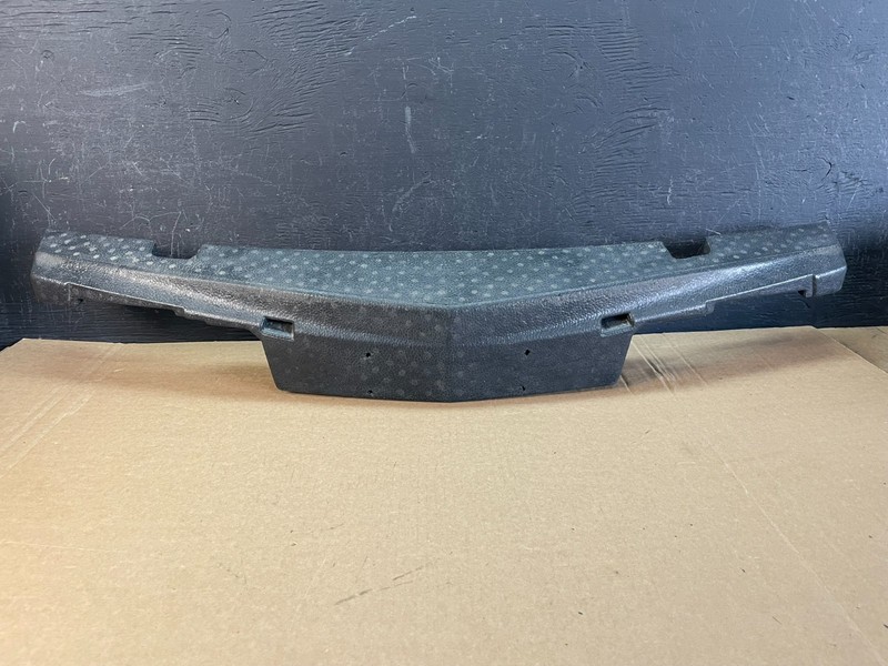 2013 to 2016 Cadillac SRX Front Upper Bumper Absorber 20962144 AC9959