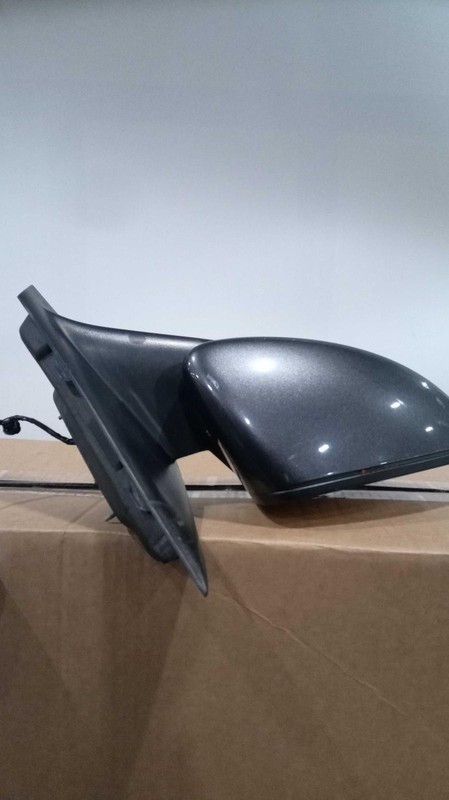 2016 Chrysler 200 Right Door Mirror Assembly Grey OEM Used NJ25-12005-349541