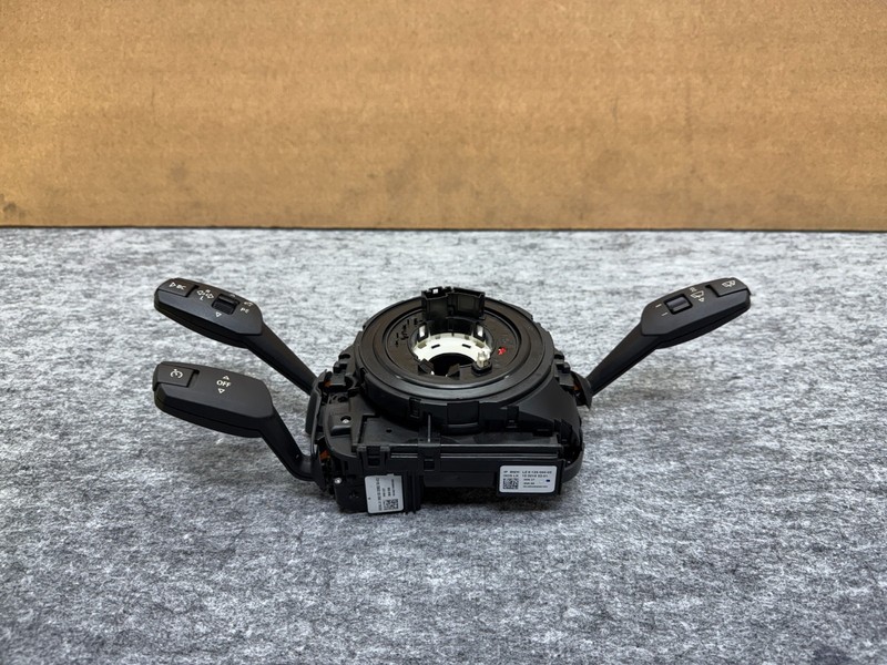 BMW E90 E92 E93 2006-2013 OEM CLOCK SPRING WITH SWITCHES ASSEMBLY