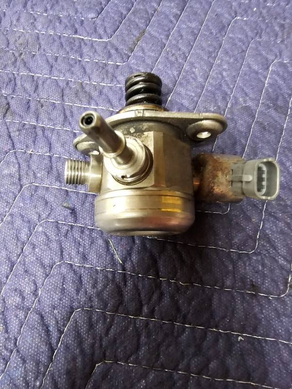 Engine High Pressure Fuel PumpFor HUNDAI TUCSON 2014-2016 2.4