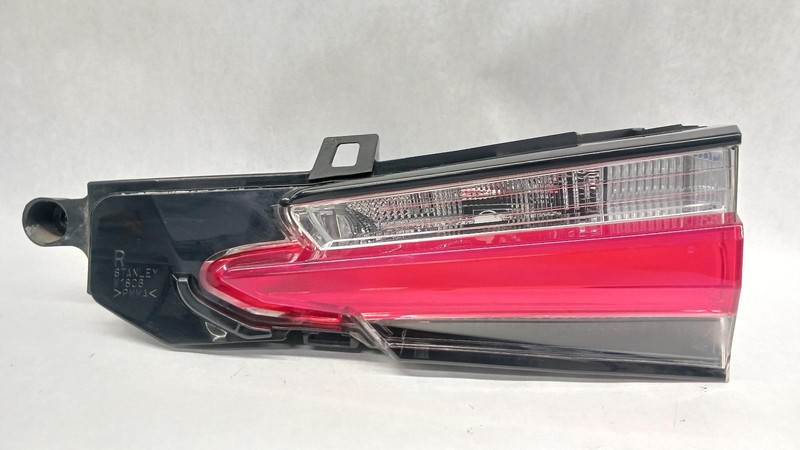 15-'17 LEXUS NX200T Right passenger inner Taillight OEM Grade A!