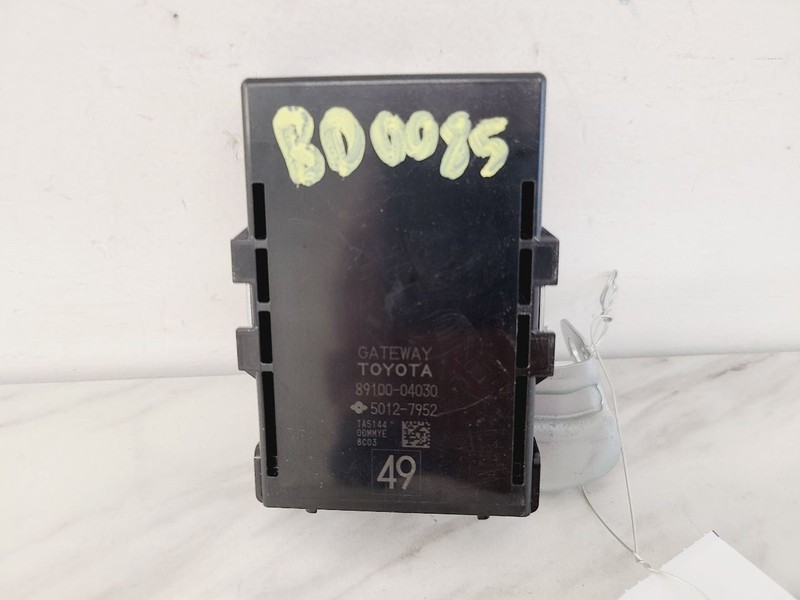 Chassis ECM Network Gateway Right Hand Dash Fits 18-19 TACOMA 575449