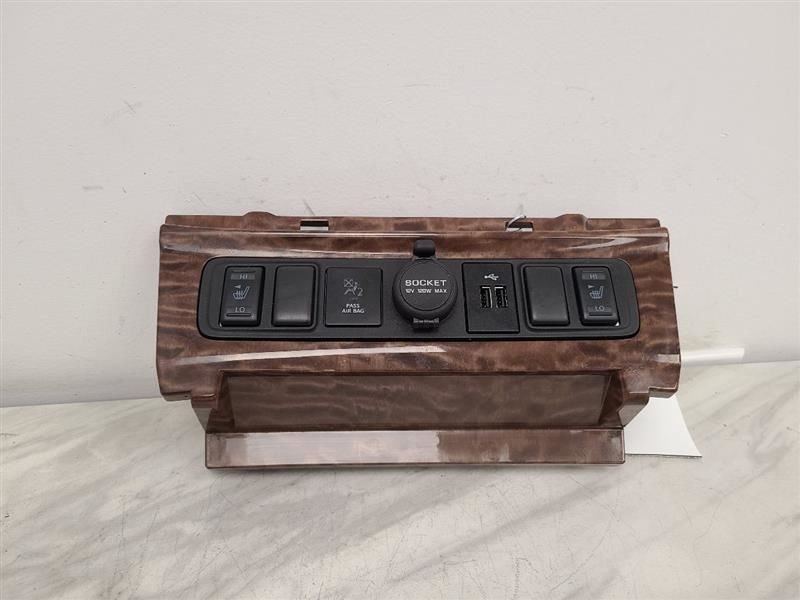 CENTER DASH USB CHARGING PORTS FITS 2020 ARMADA 579079