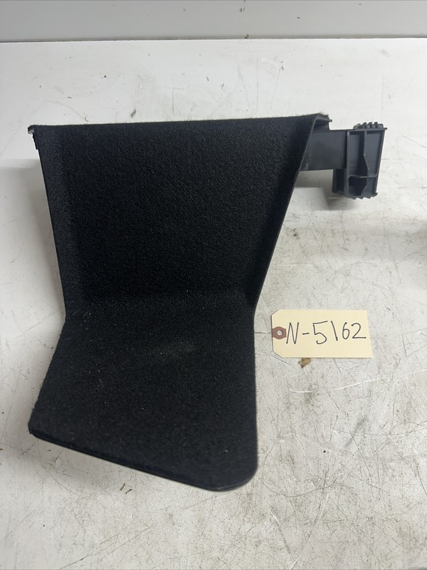23-24 Tesla Model Y Passenger Right Interior Trunk Rucket Bracket 5162 U16