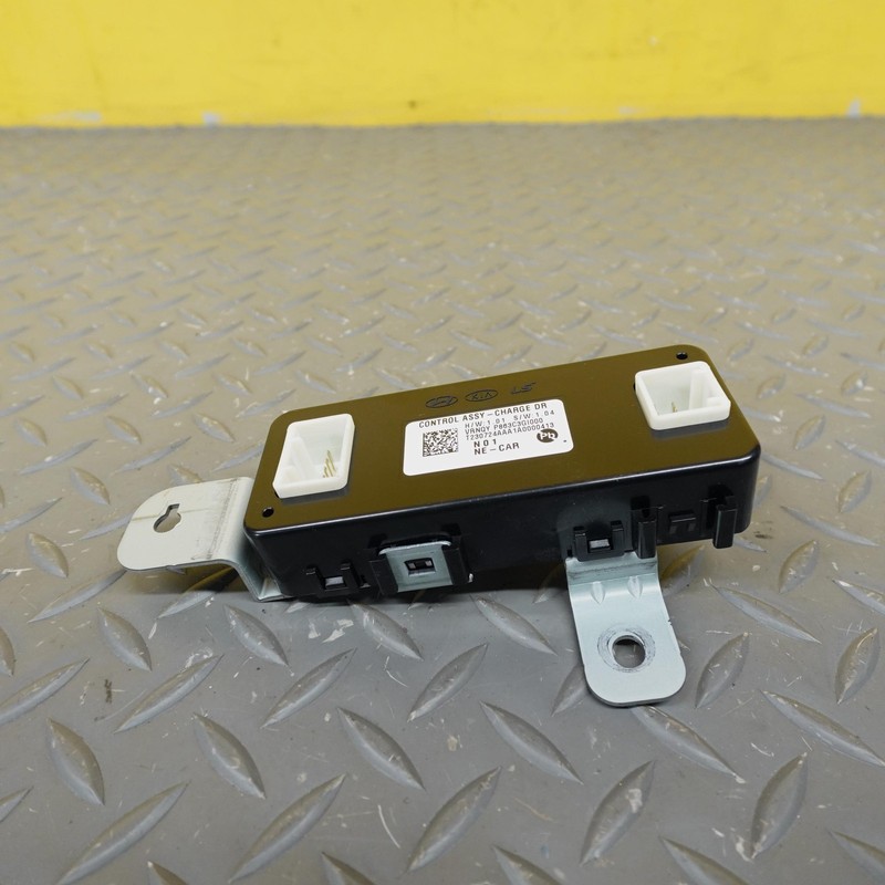 2022-2024 HYUNDAI IONIQ 5 OEM CHARGER DOOR CONTROL MODULE 863C3GI000