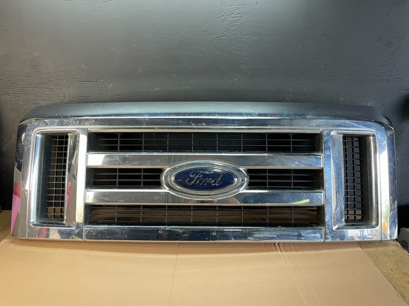 2008 to 2014 Ford Econoline E150 E250 Front Upper Chrome Grill Grille ad8308 DG