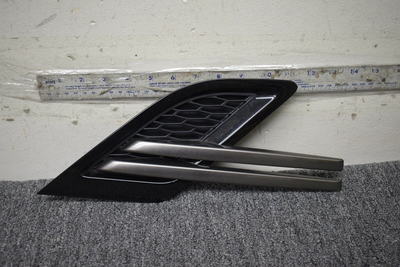2014-2017 RANGE ROVER SPORT RIGHT SIDE FENDER GRILLE TRIM FACTORY OEM
