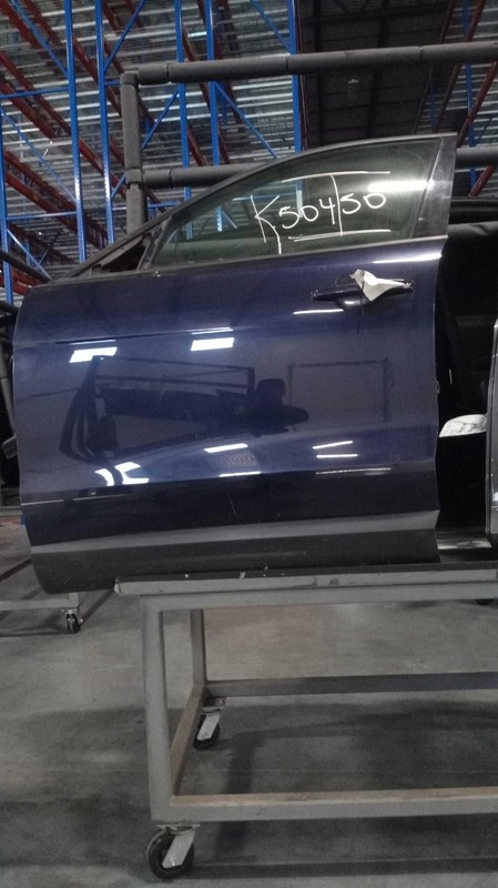 2018 Jaguar F-PACE Left Door Blue OEM Used 77000 Miles K50450