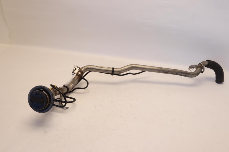 2015-2020 MERCEDES GLA250 X156 FUEL TANK FILLER NECK HOSE PIPE TUBE OEM