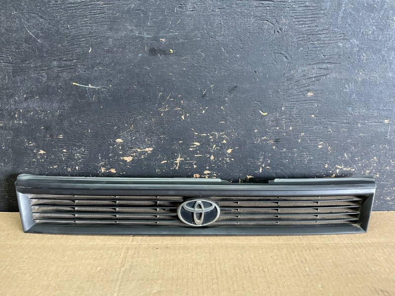 1991 Toyota Corolla Front Upper Grill Grille Oem AA8956 DG