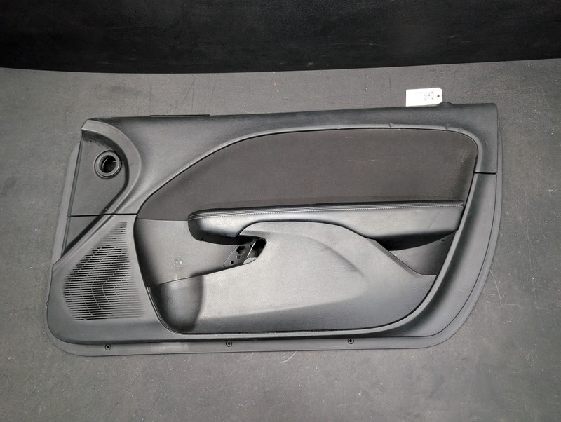 Front Right Door Trim Panel 2021 Dodge Challenger 5LC121X9AI 2015 2016 - 2022
