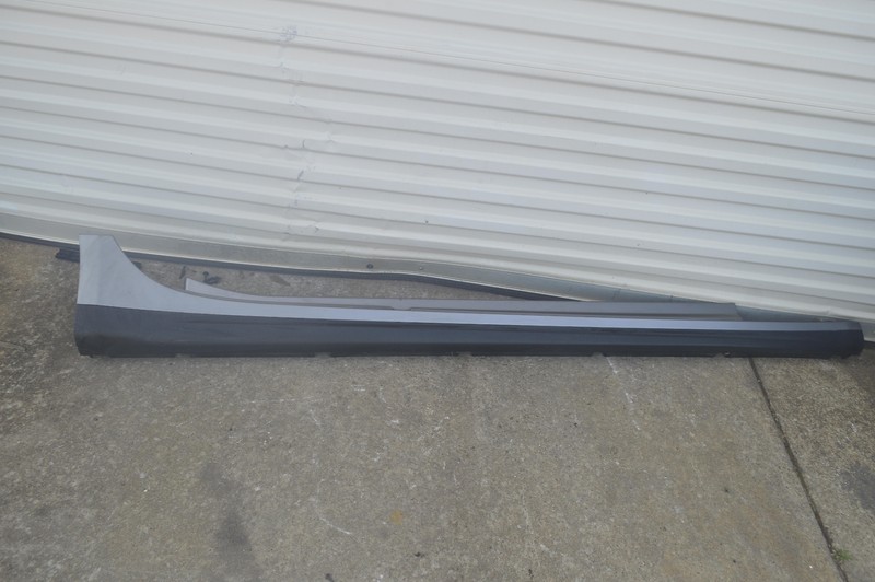 2014-2019 MASERATI GHIBLI RIGHT PASSENGER SIDE ROCKER MOLDING PANEL COVER OEM