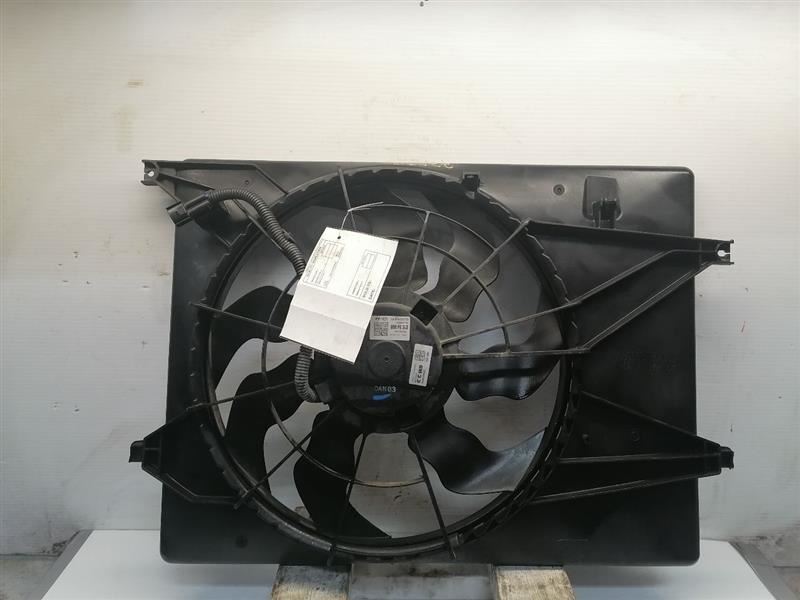 Radiator Fan Motor Fan Assembly Fits 16-20 SORENTO 1330770