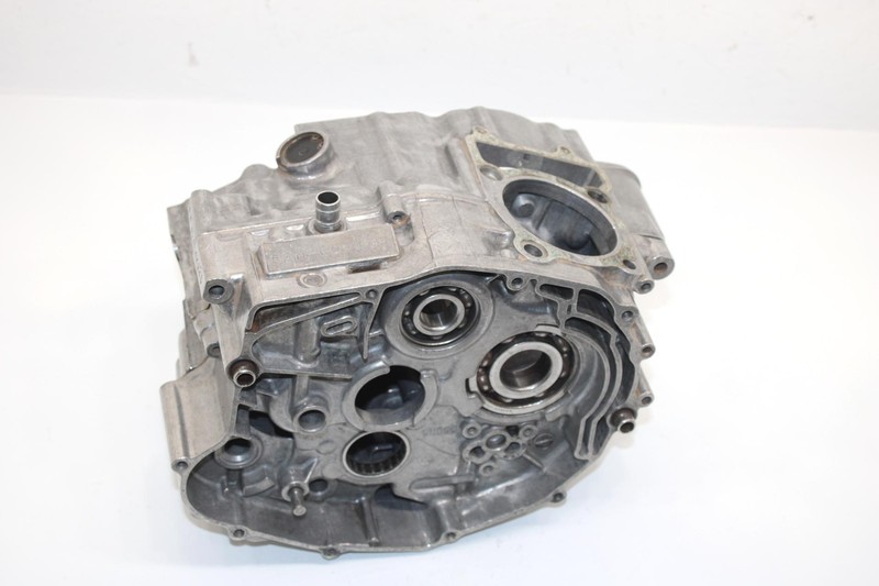 85 YamahaMoto 4 Yfm200n Oem Crankcase Assembly 52G-15100-00-00 AY17