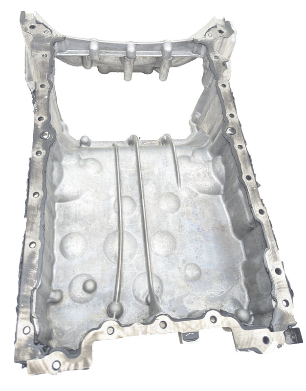 Mercedes W211 E320 Bluetec Diesel OM642 Engine Upper Oil Pan 6420142102 OEM