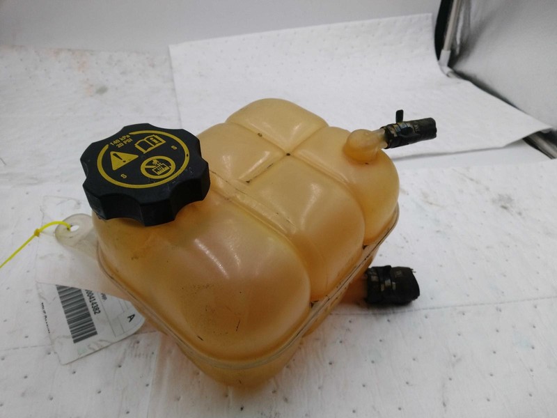 2017 Cadillac CT6 Engine Coolant Reservoir Grey OEM 22885796 74K Miles