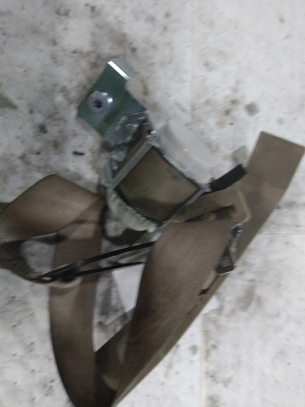 Used Front Left Seat Belt Front fits: 2013 Ford Expedition bucket seat driver re