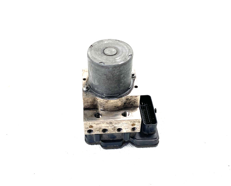 14 15 16 MERCEDES E250 E350 ABS ANTI LOCK BRAKE PUMP ASSEMBLY OEM #A0.33