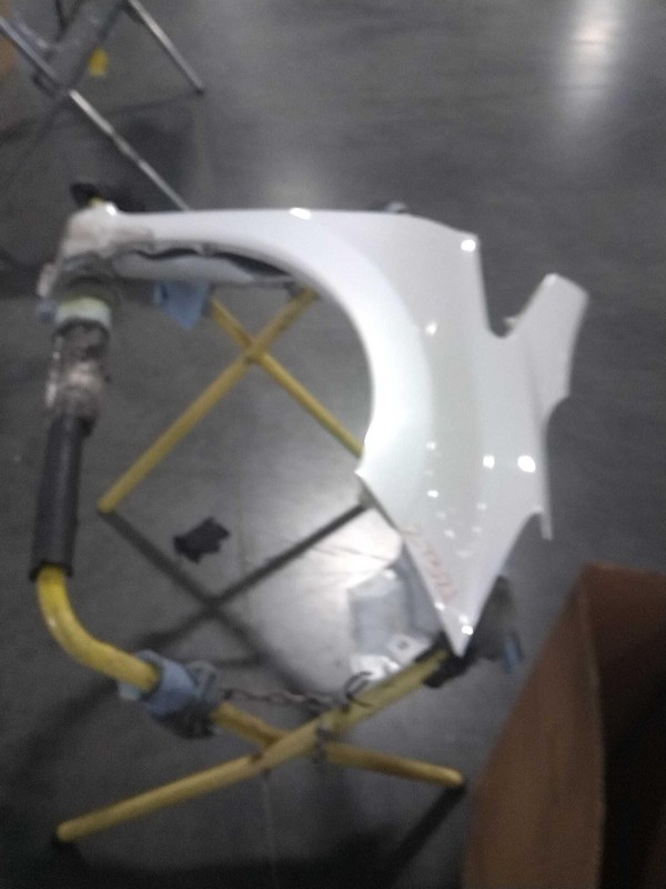 2015 Nissan Versa Front Right Fender White 427832 Used 116K Miles