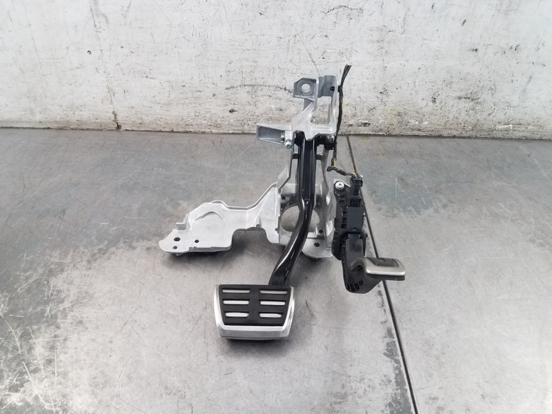 2018 Audi S4 Quattro B9 Throttle / Brake Pedal Assembly #2795 VV10