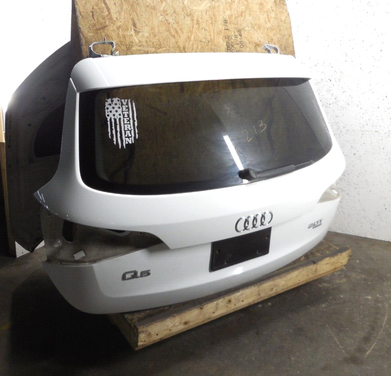 13-17 Audi Q5 Rear Hatch Liftgate W/ Spoiler OEM W/O Sport Appearance Package