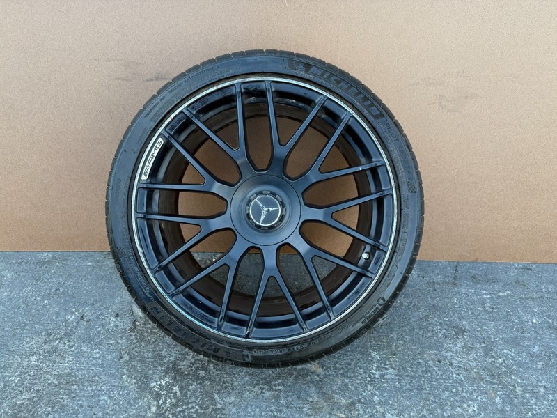 MERCEDES-BENZ W205 C63 AMG 15-21 OEM REAR WHEEL RIM TIRE19"X9.5" A2054011800