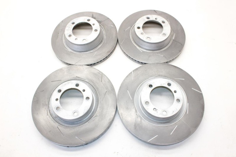 10-13 Porsche Panamera Set of 4 Vented Rotors 92214005 92220605