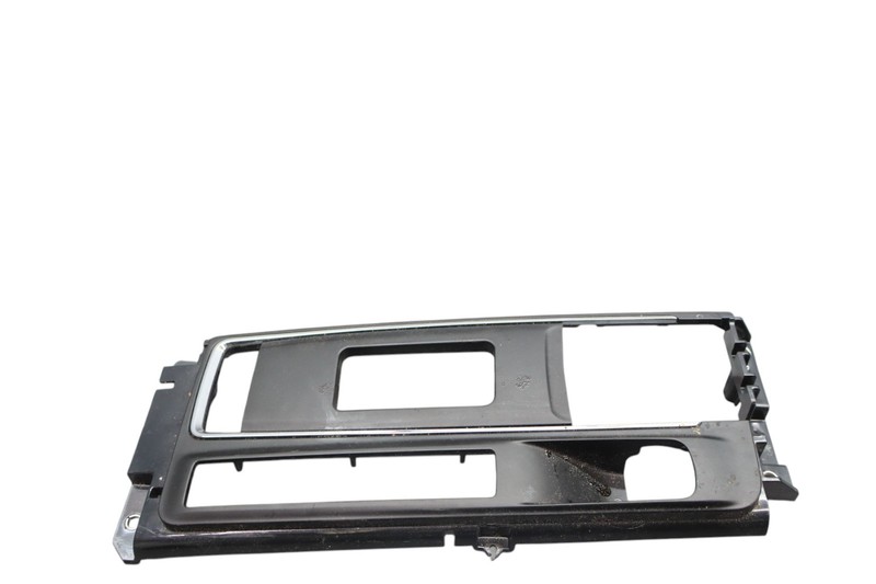 14-18 Maserati Ghibli Front Center Console Trim Bezel Cover 670063520 Oem