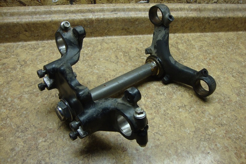 1980 Honda CX500 CX 500 D CX500D Deluxe Triple Tree Fork Clamp Handlebar Mount