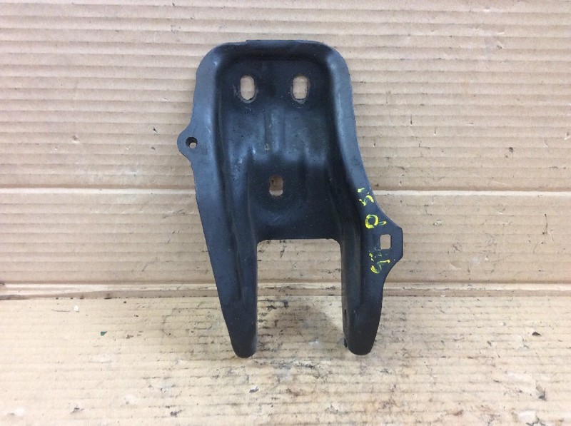 97 98 99 00 01 Prelude Front Engine Motor Mount Stopper Bracket Used OEM
