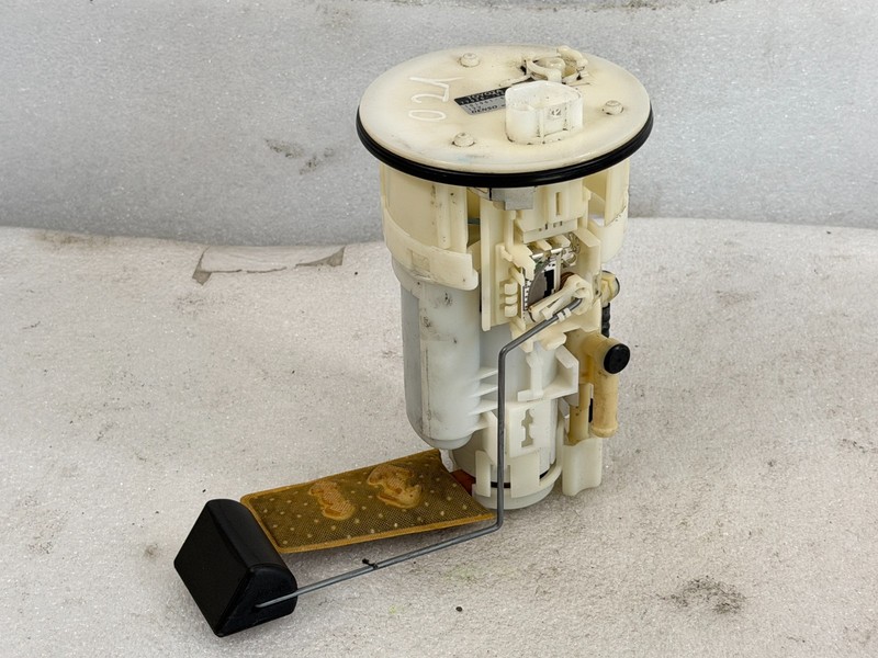 77020-50030 Fuel Pump Module Unit for Lexus LS430 4.3L