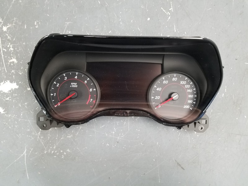 2018 Chevy Camaro ZL1 Gauge Cluster #7547 G2