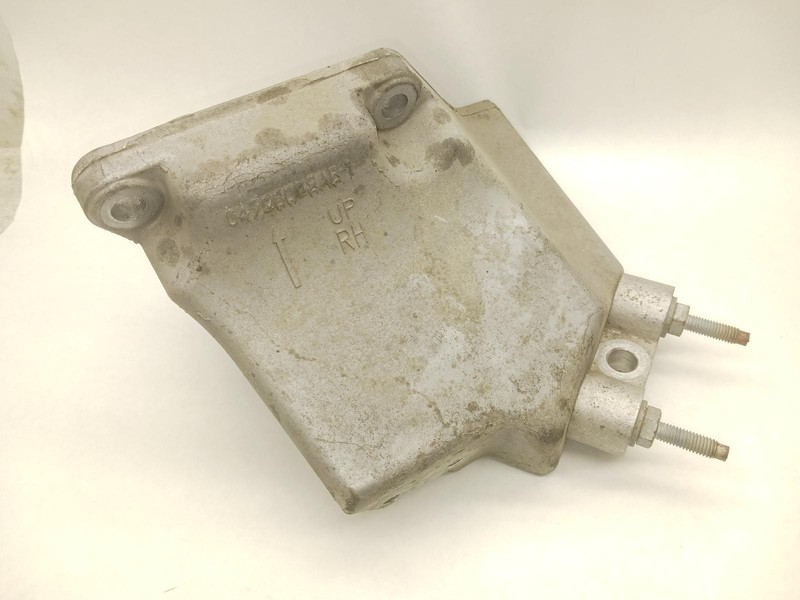 14 CHRYSLER 300 right passenger side Engine Mount 3.6L OEM 1 Year Wnty!