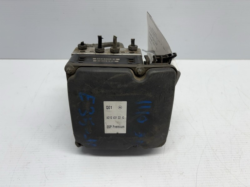 2010 Mercedes Benz E Class W212 E550 Abs Esp Anti Lock Brak Pump Actuator Oem