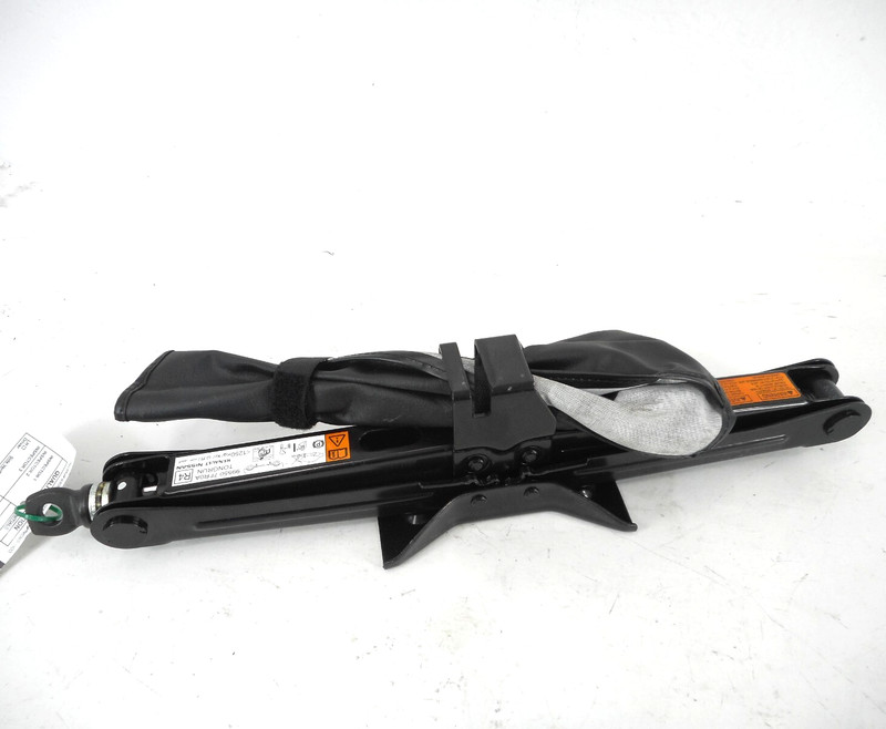 2020 20 Nissan Rogue Emergency Spare Tire Jack & Lug Wrench OEM
