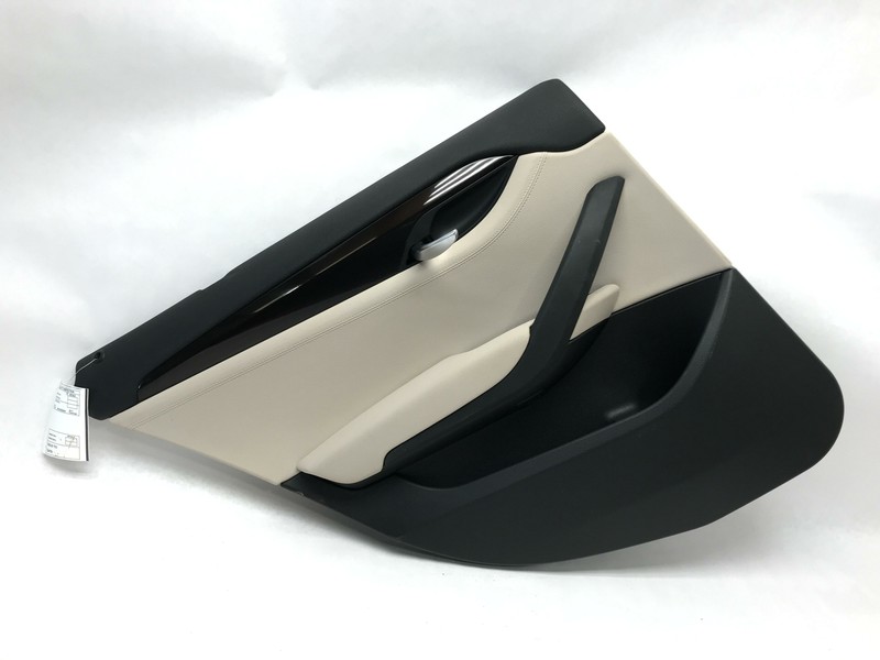 13 14 15 BMW X1 DOOR PANEL REAR LEFT DRIVER SIDE OEM BEIGE WHITE