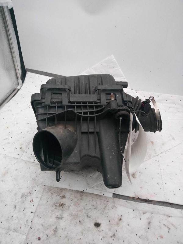 Dodge Caravan 2008-2010 Air Cleaner Assembly OEM Used 04809877AC 3.30L