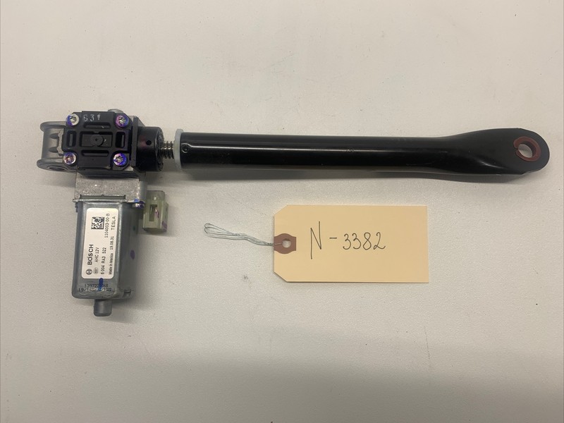 2020-2022 Tesla Y FRONT RH RIGHT PASSENGER SEAT ADJUST ADJUSTER MOTOR 3382 B43
