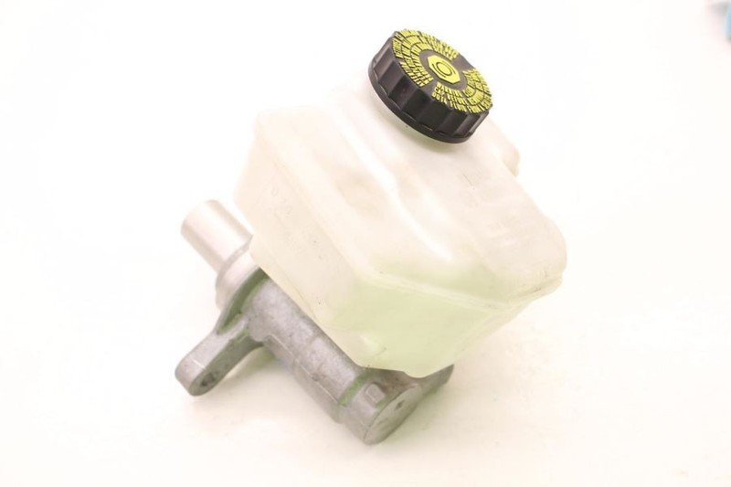 2020-2024 Toyota Supra 2.0L AT Brake Master Cylinder with Reservoir and Cap