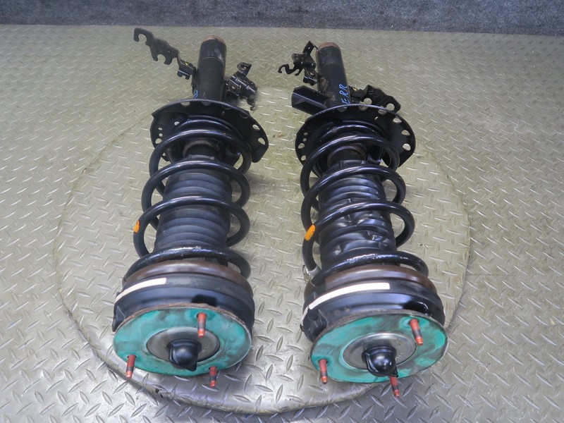 12-19 RANGE ROVER EVOQUE L538 AWD REAR LEFT & RIGHT STRUT SHOCK ABSORBER SET