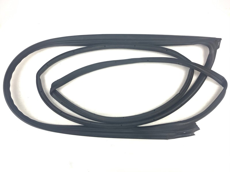03-07 Accord 4Dr Right Front Weatherstrip Gasket Rubber Around Door Seal OEM