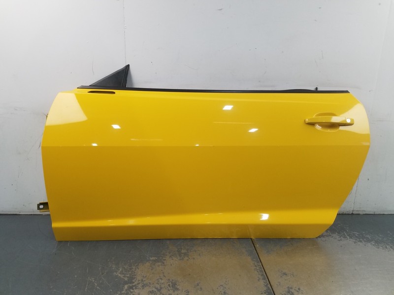 2013 Camaro ZL1 Left Driver Door #2667 V2
