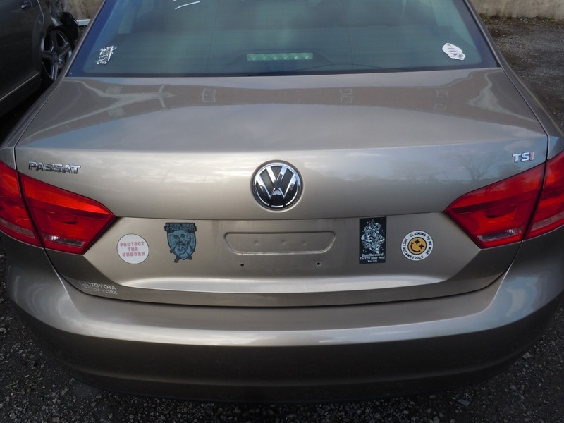 2012-2015 Volkswagen Passat Sedan Rear Trunk Deck Lid W/ Camera OEM LA1X