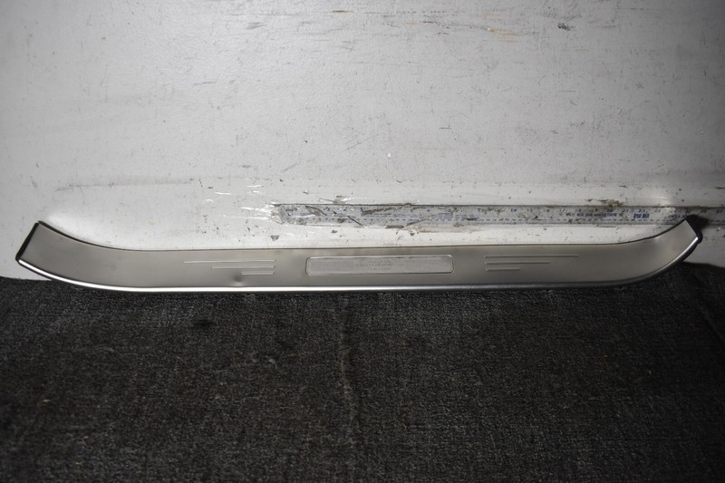 2012-15 Bentley Continental GTC V8S right Scuff step trim kick plate 3W8853538AN