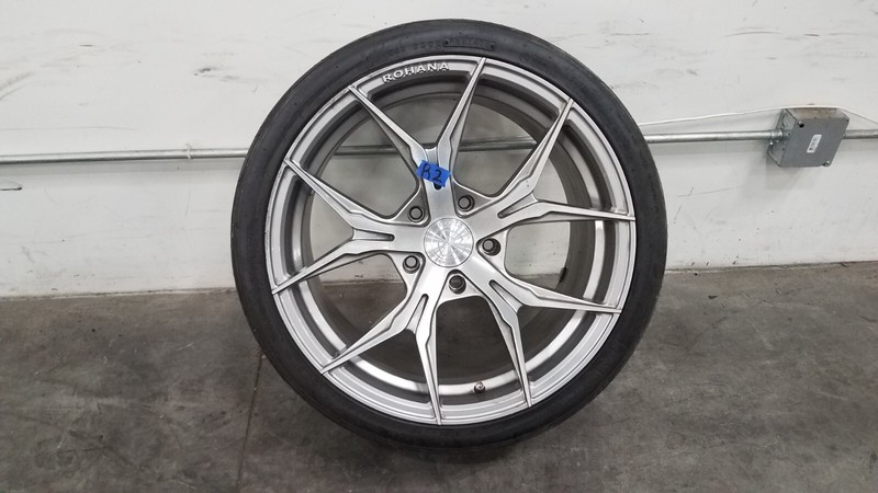 2004 Porsche 911 Turbo 996 19" Rohana RFX5 Rear Wheel / Nitto Tire #R2 #6958 KK2