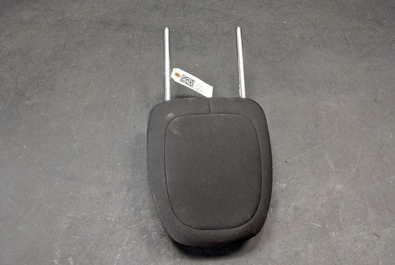 Front Right or Left Seat Headrest 2017 Jeep Cherokee 1WD42DX9AB 2014-2020 2021